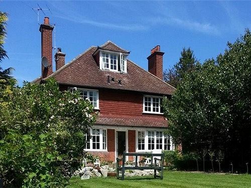 โรสมีด เกสท์เฮาส์ Hotel Claygate ภายนอก รูปภาพ