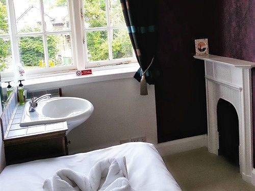 โรสมีด เกสท์เฮาส์ Hotel Claygate ภายนอก รูปภาพ